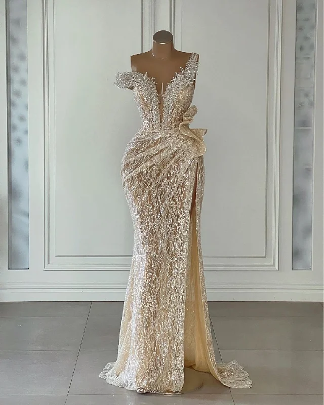 Elegant Champagne Mermaid  Dresses Sleeveless Beaded Appliques Sequins Pearls Floor Length Side Slit Lace Evening Formal Dresses