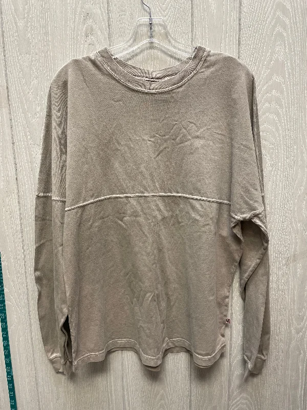 Top Long Sleeve Basic By Clothes Mentor In Beige, Size: M